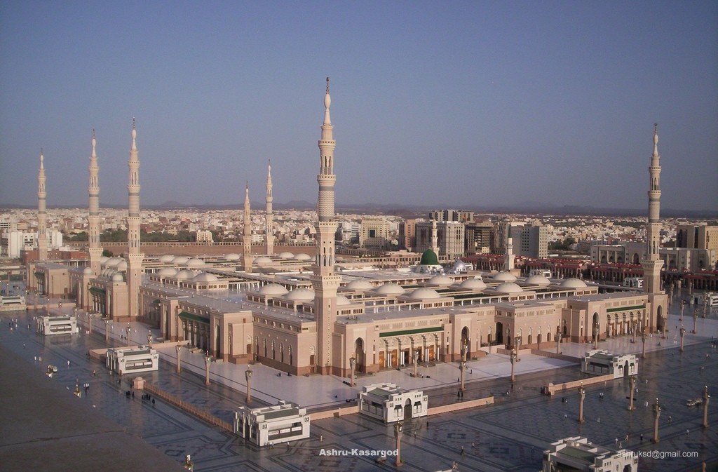 Masjid Al Nabawi in Madinah - Saudi Arabia